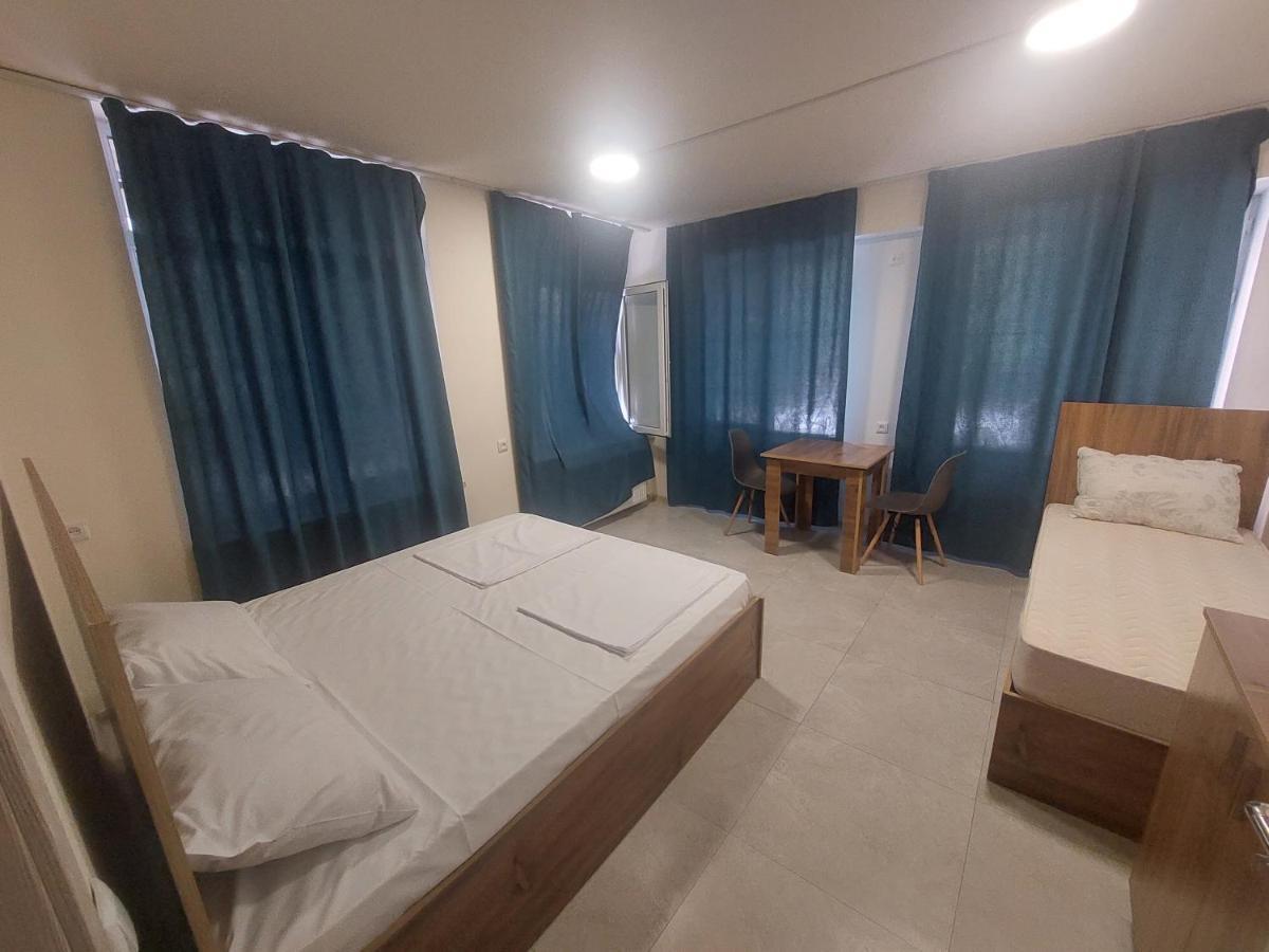 The Best Hotel-Hostel Erivan Exterior foto